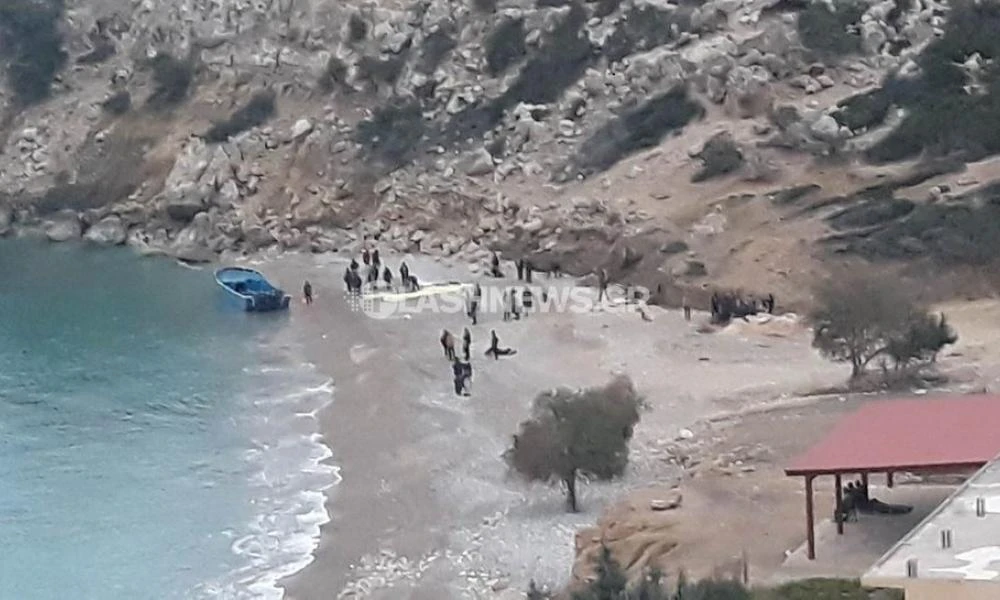 Τουλάχιστον 107 μετανάστες διασώθηκαν στη Γαύδο σε δυο περιστατικά - 4 αγνοούμενοι σε ναυάγιο στο Φαρμακονήσι